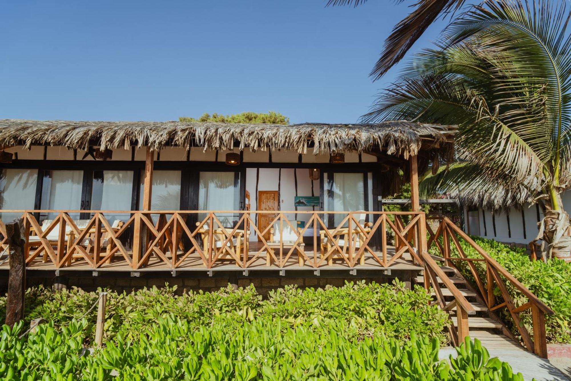 El Refugio De Vichayito Hotel Exterior photo
